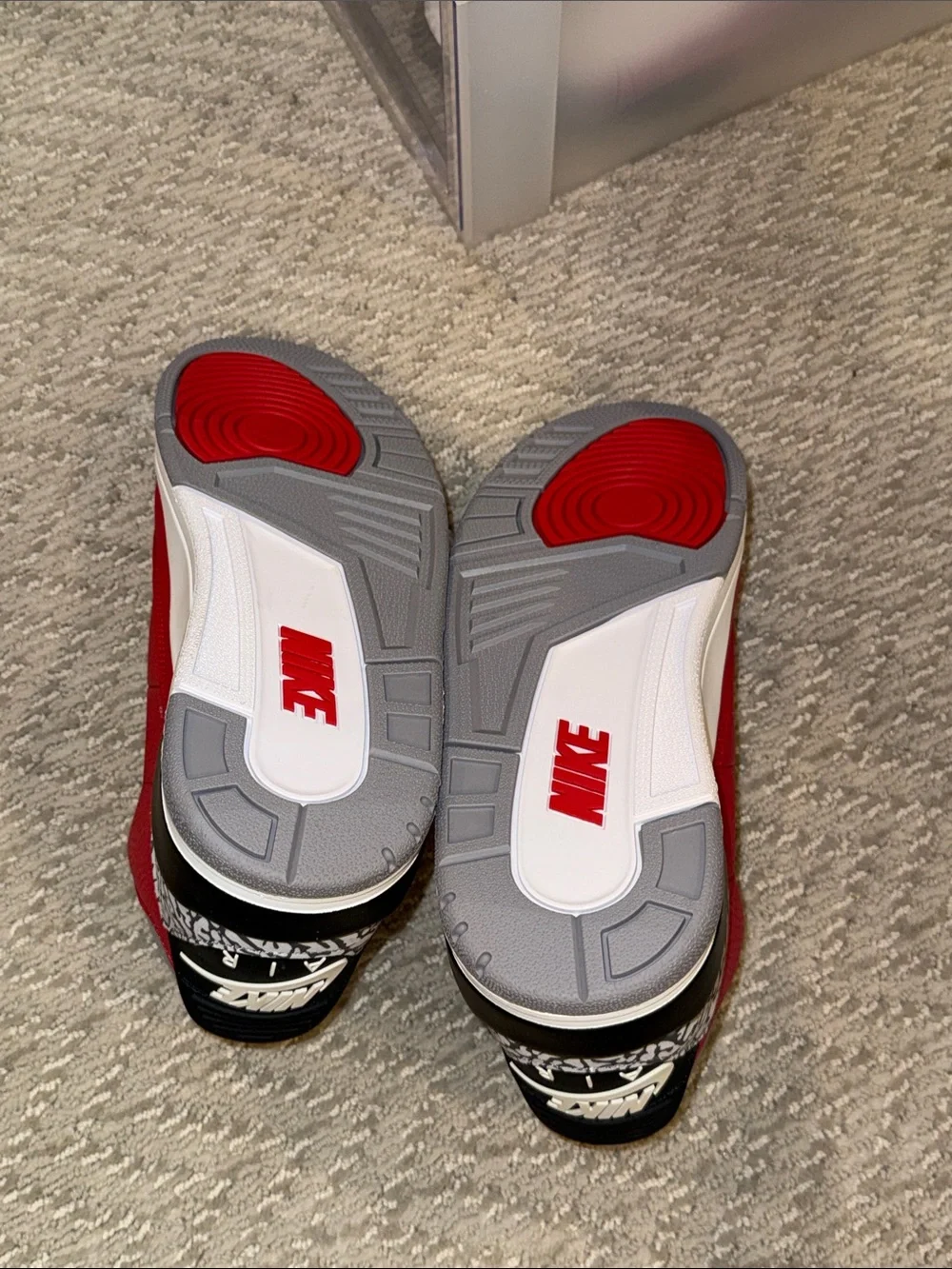 Jordan 3 Red Cement